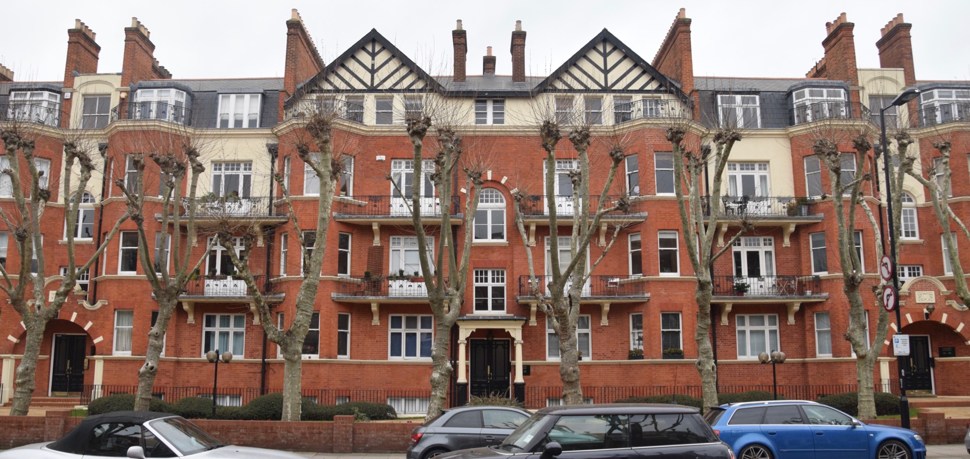 London: a random Tube journey, part IV